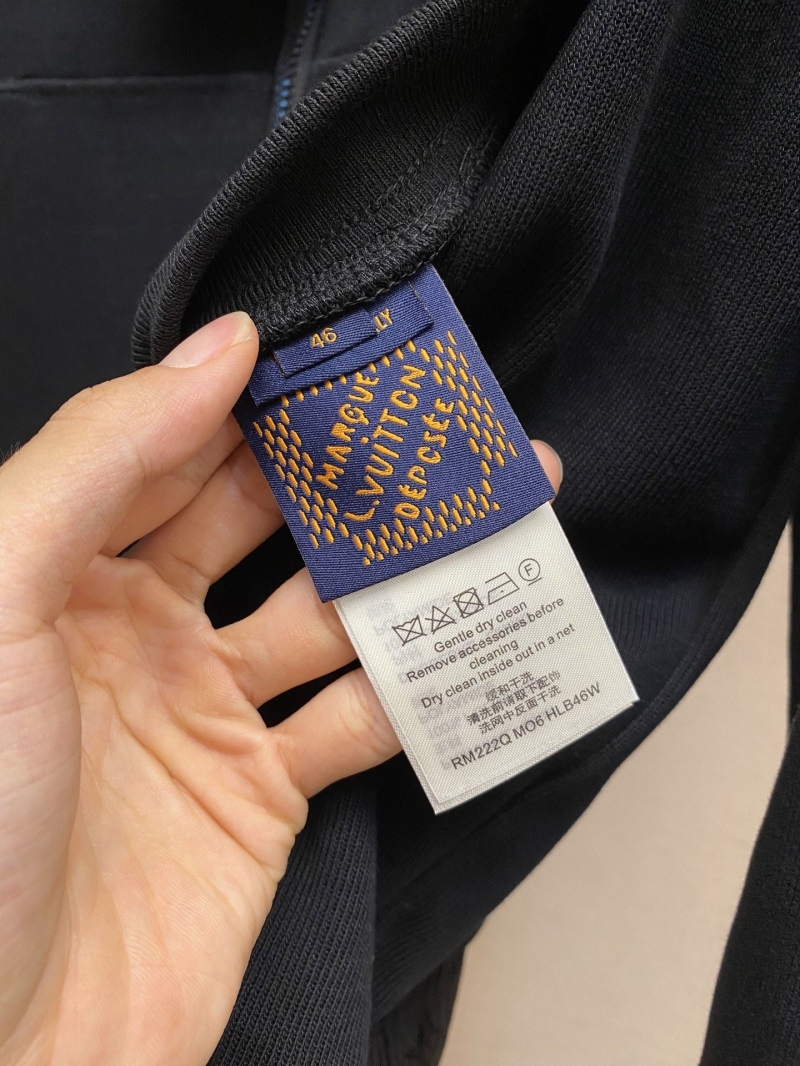 l0vis Vvtt0n outwear